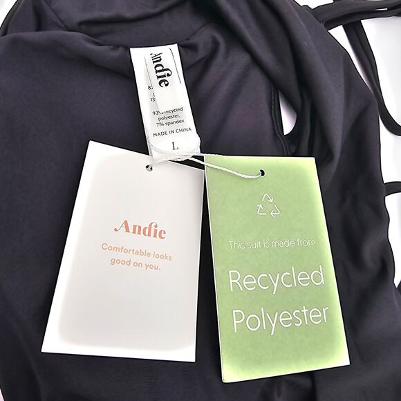 Andie Swim Womans size L The Newport Bikini Top in Black Bandeaux Style NEW - Picture 5 of 7